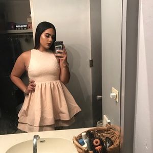 Pink short dress 💓